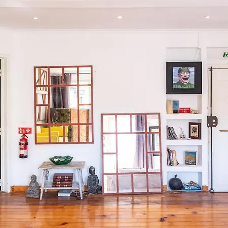 Artsy Apartment Lisbon